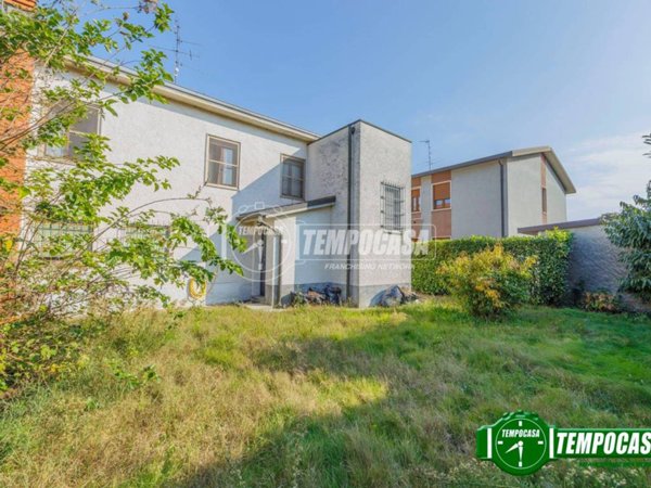 casa indipendente in vendita a Certosa di Pavia