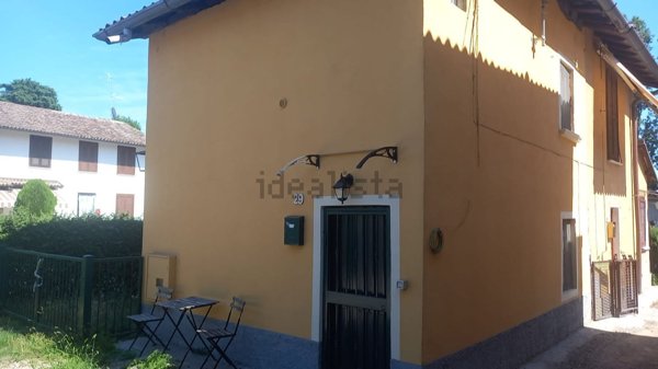 casa indipendente in vendita a Certosa di Pavia
