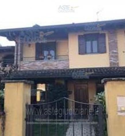 casa indipendente in vendita a Certosa di Pavia