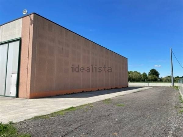 capannone in vendita a Certosa di Pavia