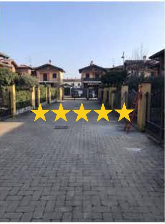 casa indipendente in vendita a Certosa di Pavia