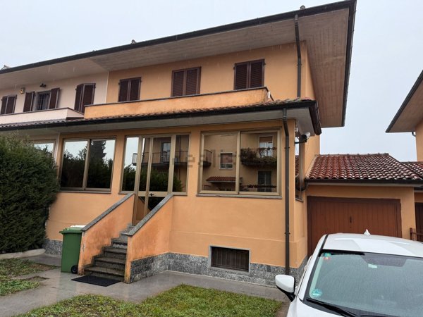 casa indipendente in vendita a Certosa di Pavia