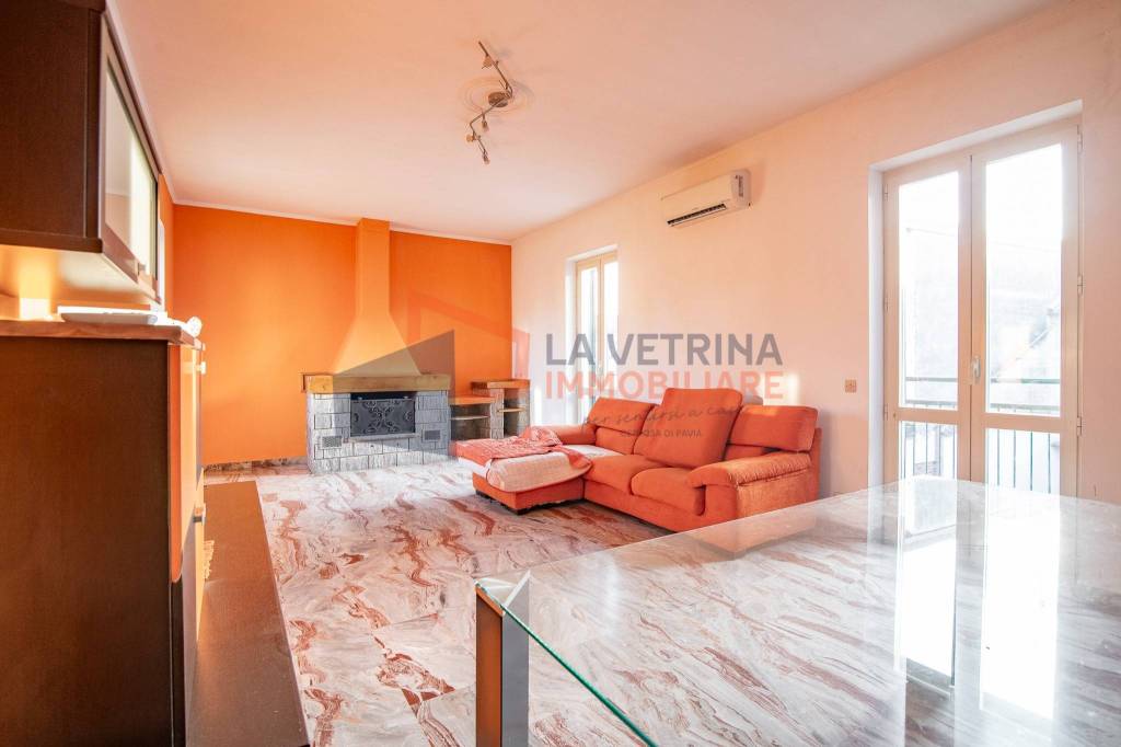 casa indipendente in vendita a Certosa di Pavia