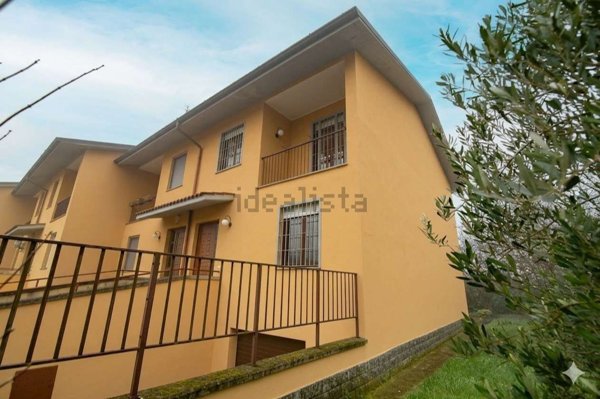 casa indipendente in vendita a Certosa di Pavia