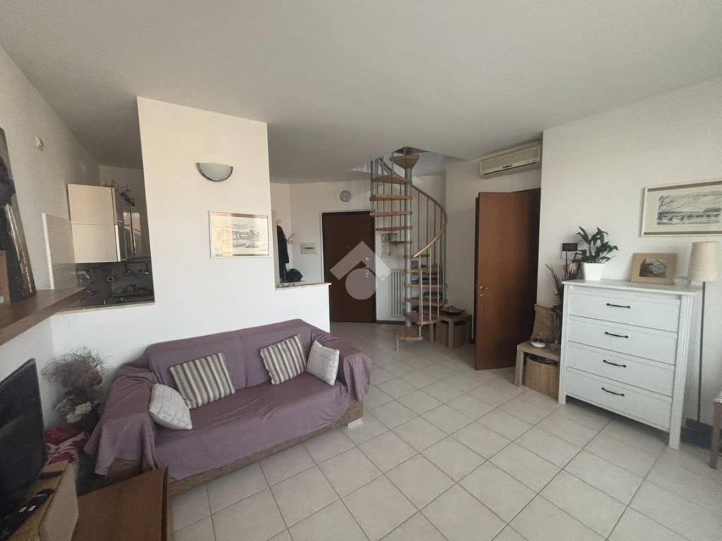 appartamento in vendita a Certosa di Pavia