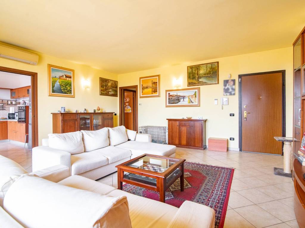 appartamento in vendita a Certosa di Pavia