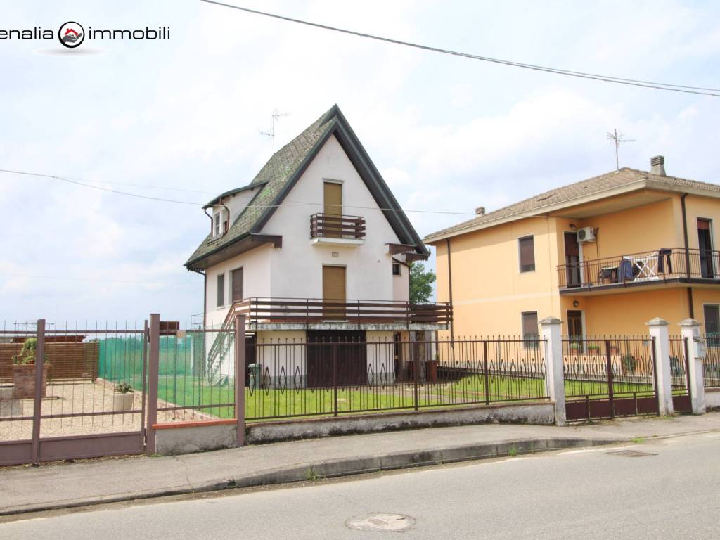 casa indipendente in vendita a Certosa di Pavia