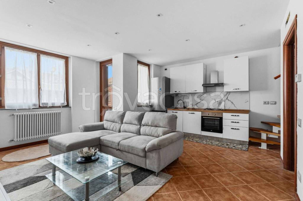 appartamento in vendita a Certosa di Pavia