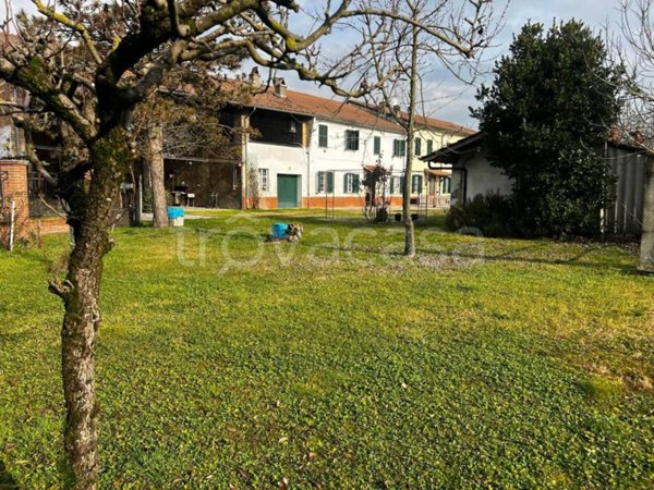 casa indipendente in vendita a Cervesina