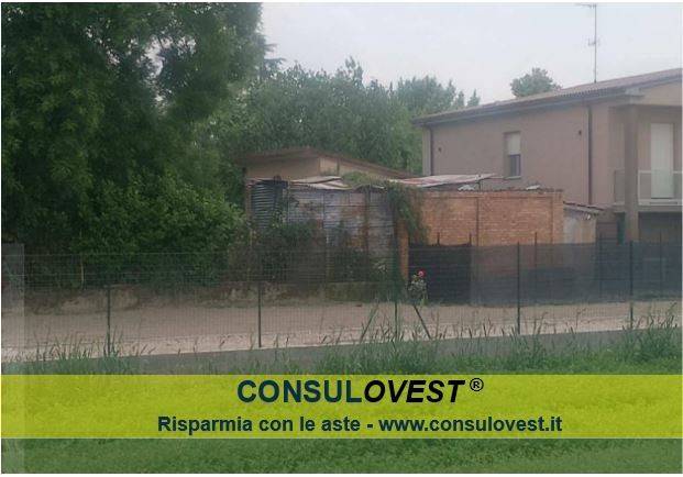 casa indipendente in vendita a Cervesina