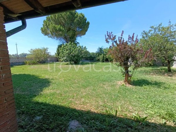 casa indipendente in vendita a Cervesina