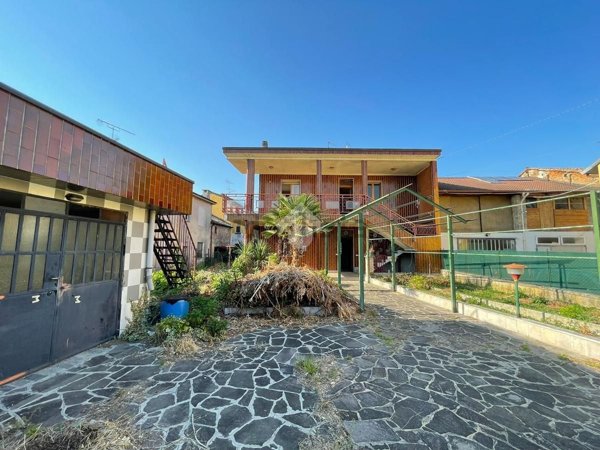 casa indipendente in vendita a Cervesina