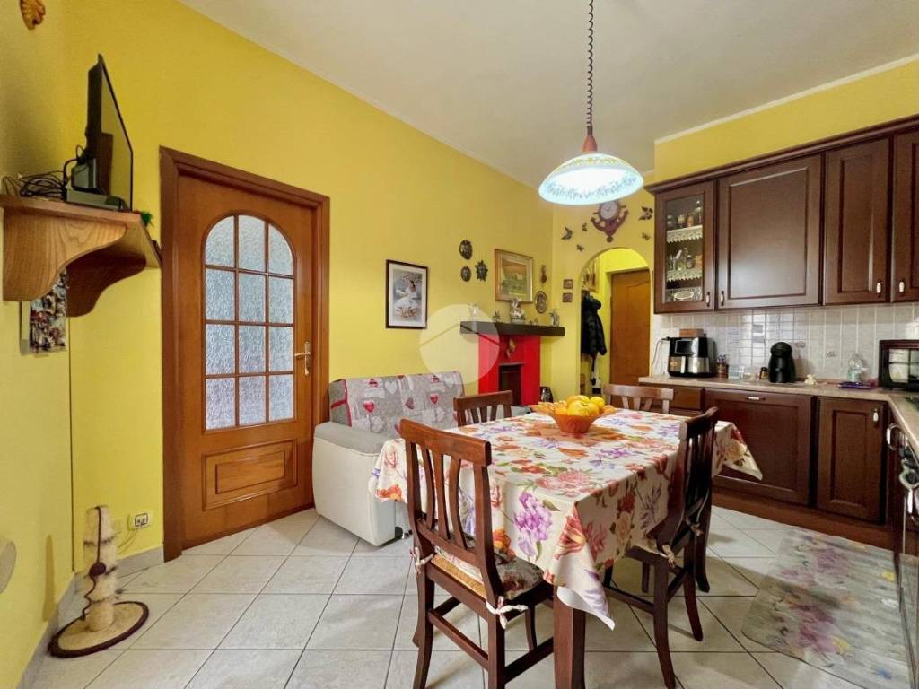 appartamento in vendita a Lanzo Torinese