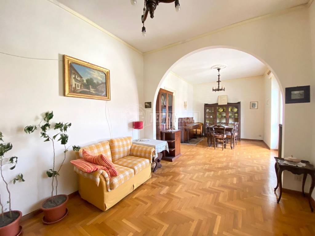 appartamento in vendita a Lanzo Torinese