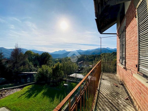 casa indipendente in vendita a Lanzo Torinese
