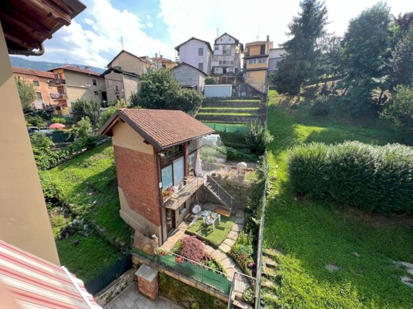 casa indipendente in vendita a Lanzo Torinese
