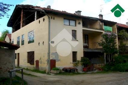 casa indipendente in vendita a Lanzo Torinese