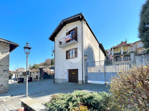 casa semindipendente in vendita a Lanzo Torinese