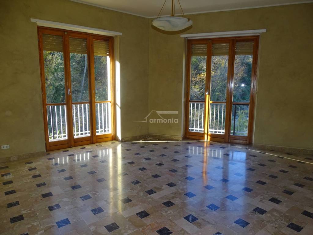 appartamento in vendita a Lanzo Torinese