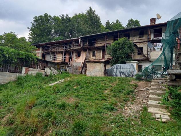 casa indipendente in vendita a Lanzo Torinese
