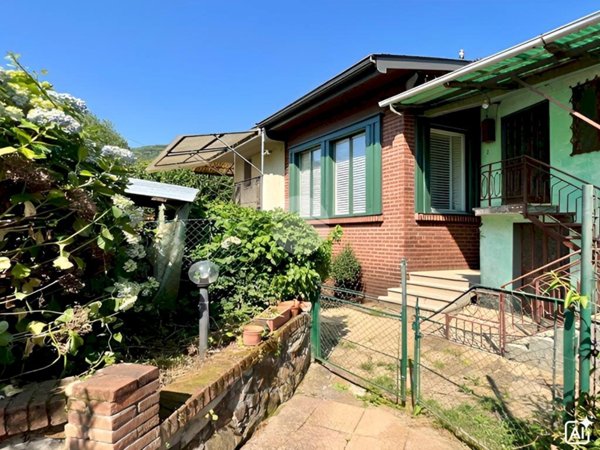 casa indipendente in vendita a Lanzo Torinese