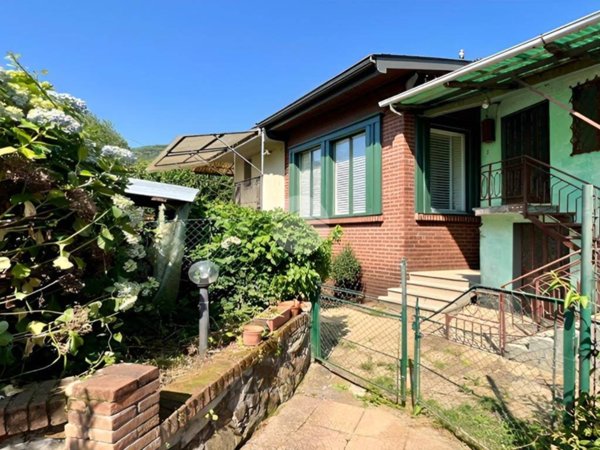 casa indipendente in vendita a Lanzo Torinese