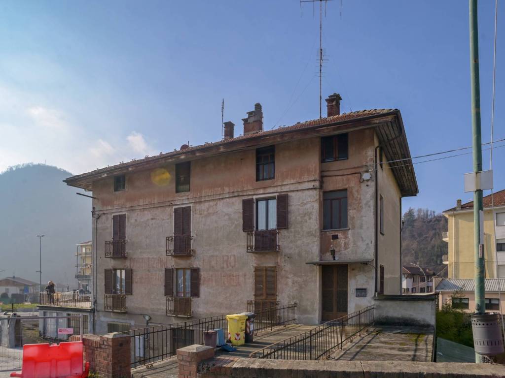 appartamento in vendita a Lanzo Torinese
