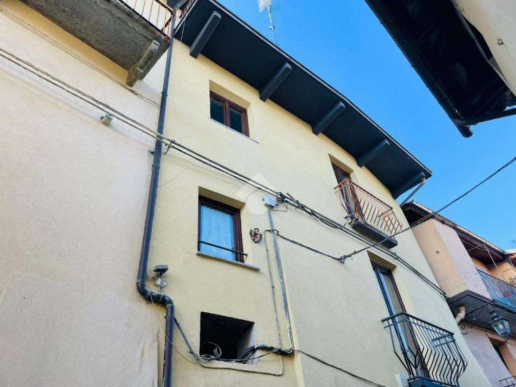 appartamento in vendita a Lanzo Torinese