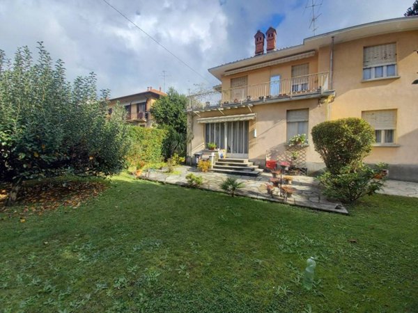casa indipendente in vendita a Lanzo Torinese