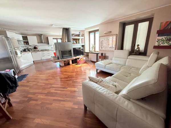 appartamento in vendita a Lanzo Torinese