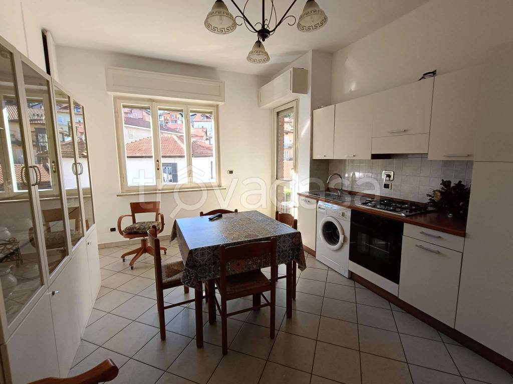 appartamento in vendita a Lanzo Torinese