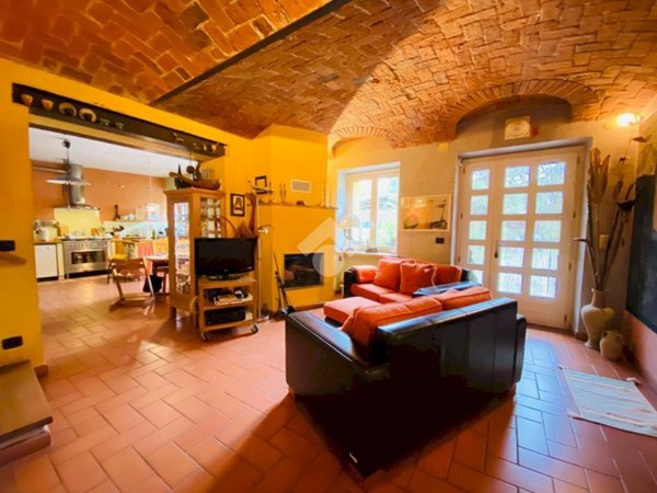 casa semindipendente in vendita a Lanzo Torinese in zona Ovairo