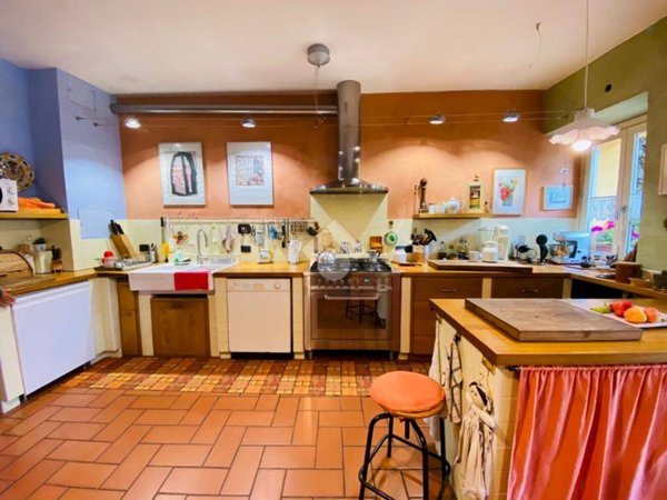casa semindipendente in vendita a Lanzo Torinese in zona Ovairo