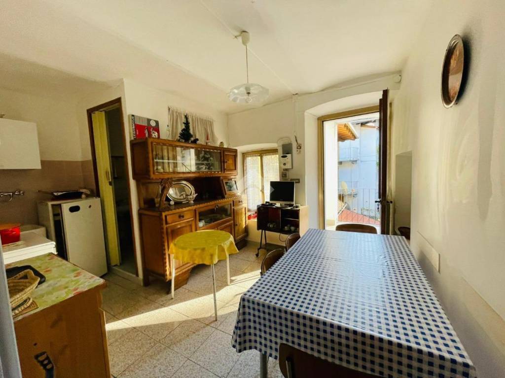 casa indipendente in vendita a Lanzo Torinese