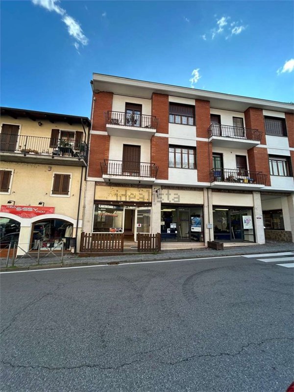 ufficio in vendita a Lanzo Torinese