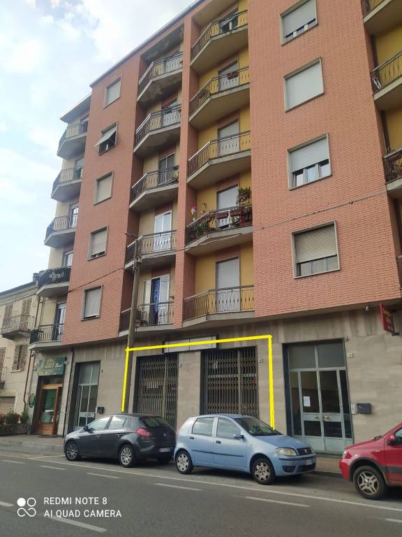 negozio in vendita a Lanzo Torinese