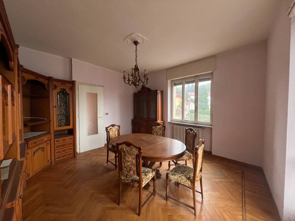 appartamento in vendita a Lanzo Torinese