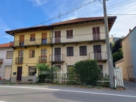 casa indipendente in vendita a Lanzo Torinese
