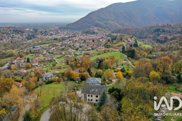 appartamento in vendita a Lanzo Torinese in zona Ovairo