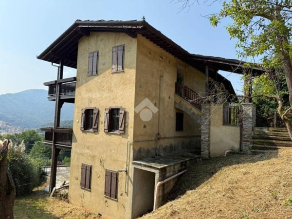 casa indipendente in vendita a Lanzo Torinese in zona Brecco