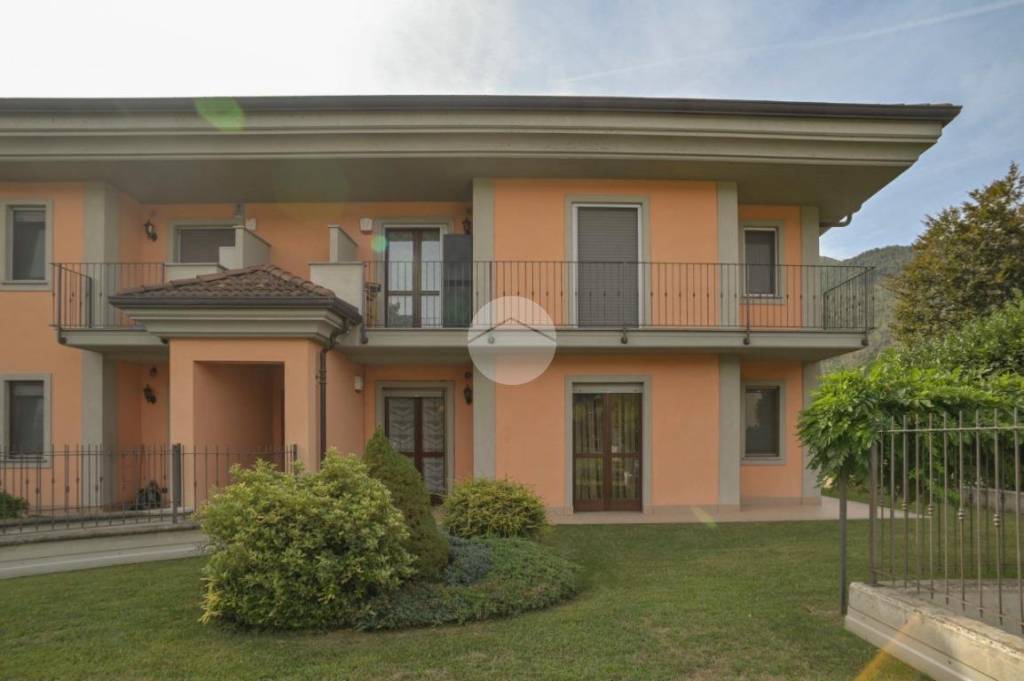 appartamento in vendita a Lanzo Torinese