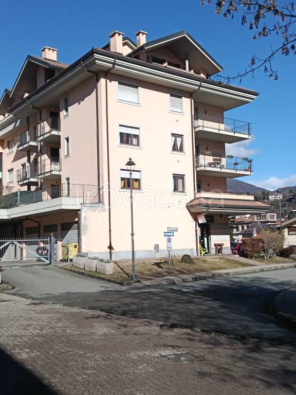 appartamento in vendita a Lanzo Torinese