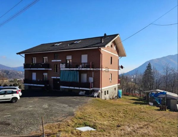 appartamento in vendita a Lanzo Torinese in zona Momello