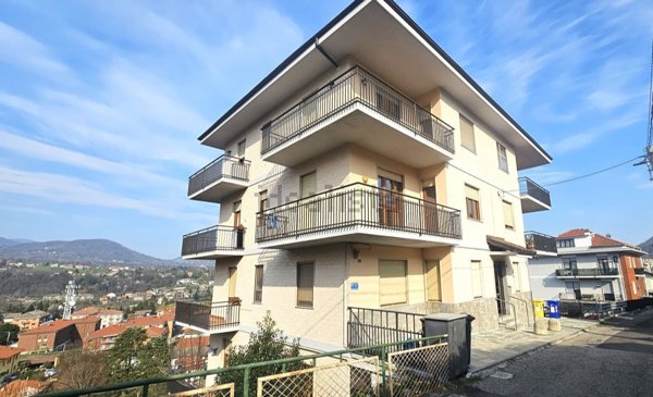 appartamento in vendita a Lanzo Torinese