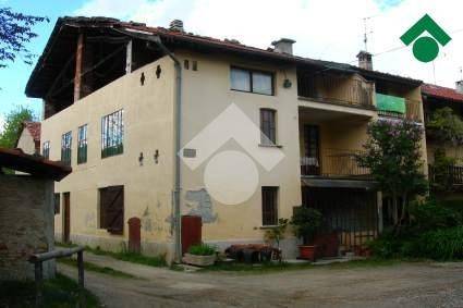 casa indipendente in vendita a Lanzo Torinese