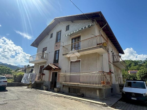 appartamento in vendita a Lanzo Torinese in zona Oviglia