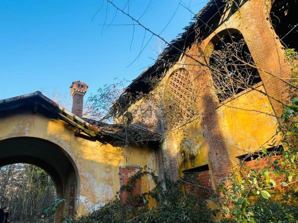 casa indipendente in vendita a Lanzo Torinese in zona Oviglia