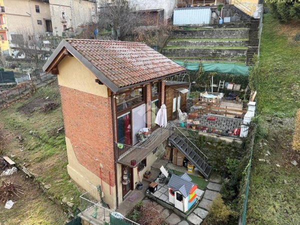 casa indipendente in vendita a Lanzo Torinese in zona Colombaro