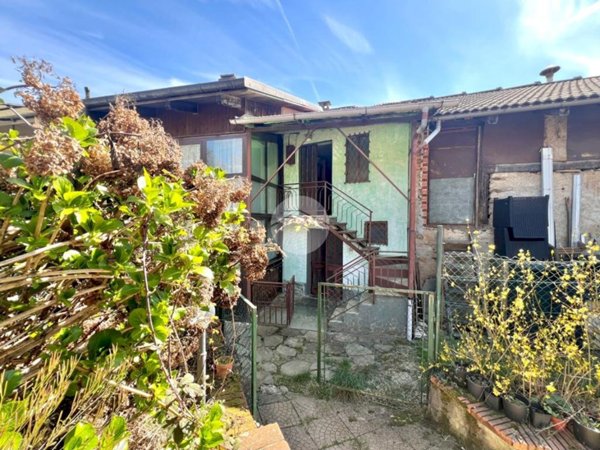 casa indipendente in vendita a Lanzo Torinese in zona Momello