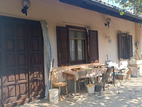 casa indipendente in vendita a Lanzo Torinese in zona Momello